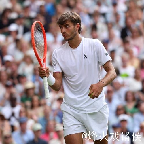 澳网次日德约科维奇逆转晋级 辛纳豪取跨年15连胜