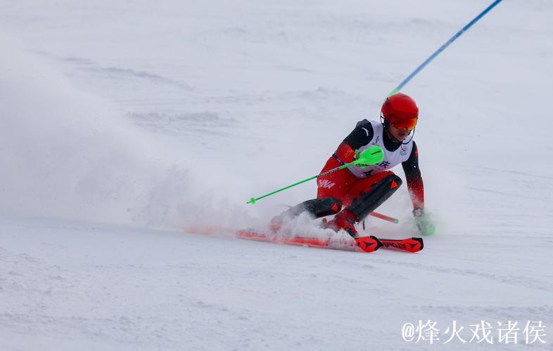多项全国性青少年滑雪赛事参赛人数创新高